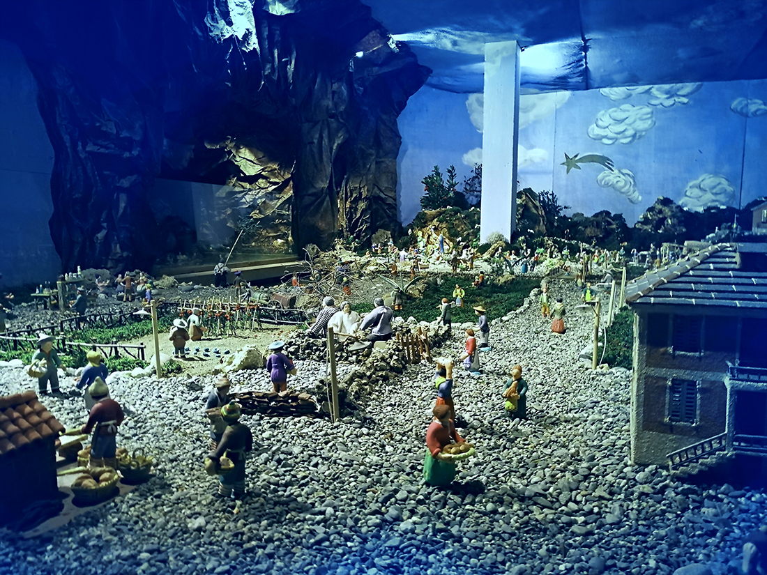 Carousel Item Title